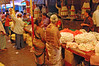 KateAndSteffen > Mysore - Flower and Veg market